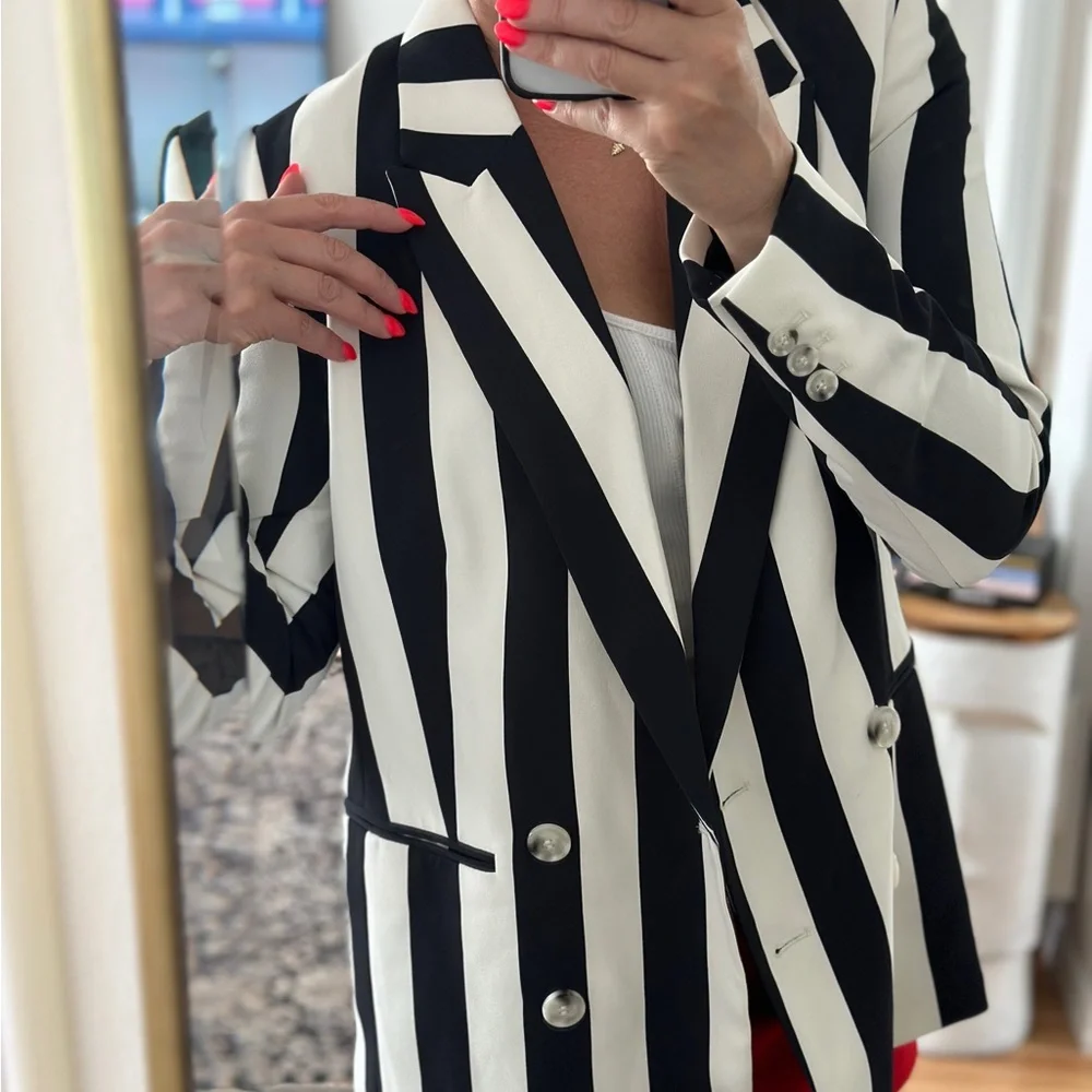 H&M Navy and White Striped Blazer - Picture 10 of 13